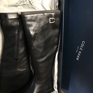 Women’s knee high boots. New, never been worn.